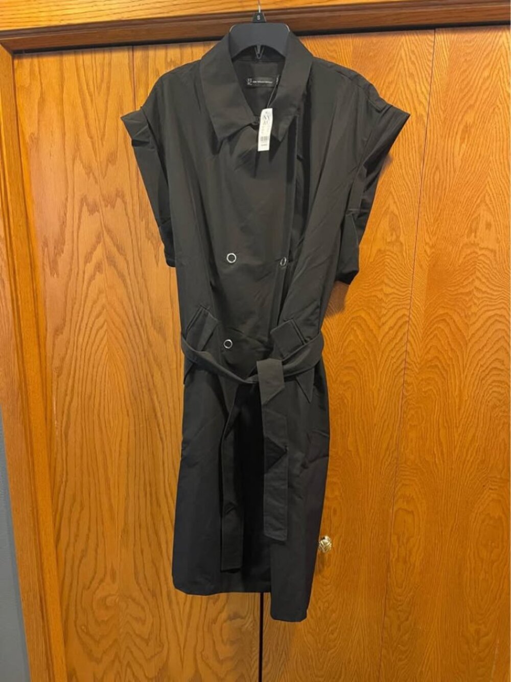XL New York & Co black sleevless trench coat